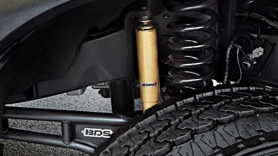Accolade XT 35L Koni Shocks and 2 in. BDS Suspension Lift