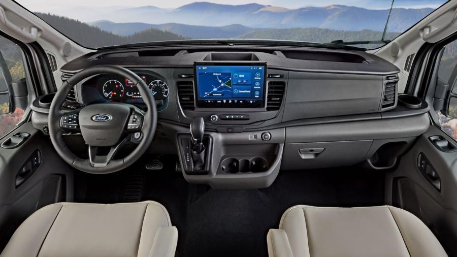 The Expanse dashboard has an eye-catching 12-inch SYNC 4 HD/NAV/IACC multi-function display, 360-degree camera, blind-spot assist, side and reverse-sensing systems. Not to mention, safety features like the SOS Post Crash Alert System, AdvanceTrac® with Roll Stability Control and side-wind stabilization.