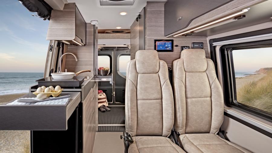 Sleek and stylish, the Launch features Tecnoform European-style cabinetry, high-intensity LED ceiling lights, soft-touch vinyl ceiling and SoftFlex interior wall panels. Functional as well, Launch has durable rubber flooring and seatbelts in all seating locations.